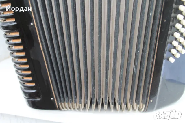 Немски акордеон ''Weltmaister'' 40 баса, снимка 10 - Акордеони - 47957261