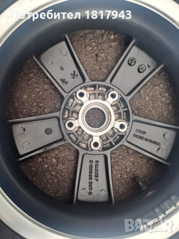 джанти за веспа VESPA, снимка 5 - Гуми и джанти - 52027697