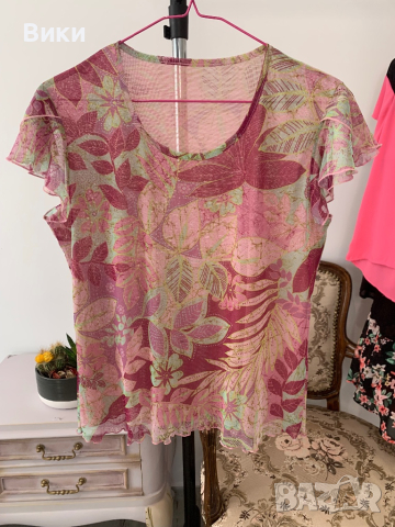 Дамска тениска в размер М, снимка 3 - Тениски - 44687335