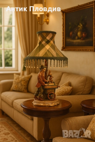 Антикварна настолна лампа Bassano