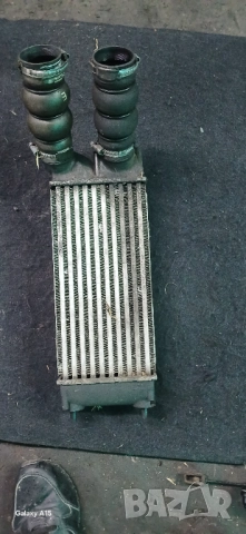 Интеркулер за Peugeot 3008 1.6 HDI 109 кс. Minivan (06.2009 - 12.2016) , снимка 2 - Части - 52917403