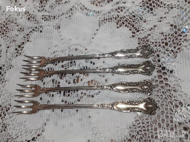 Стари антикварни посребрени вилички W.F. Rogers около 1890 г, снимка 2 - Антикварни и старинни предмети - 53698084
