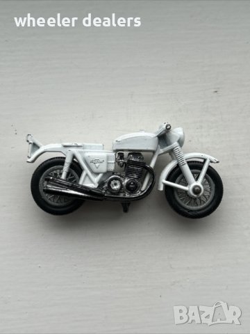 Метална количка мотор Matchbox Honda 750 1/64, снимка 6 - Колекции - 40379576