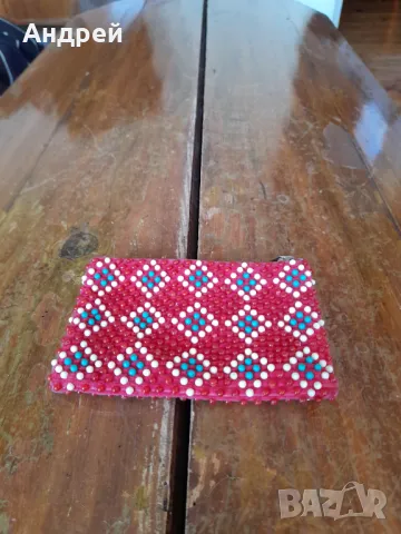 Старо мънистено портмоне