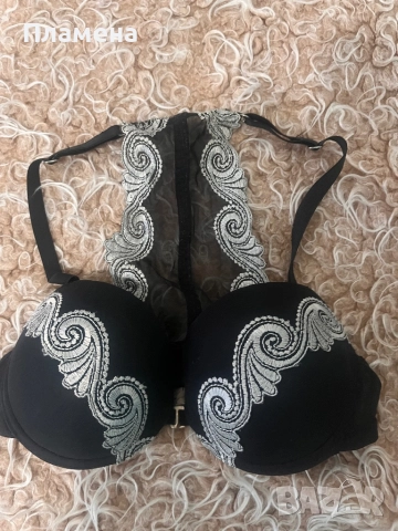 Черен сутиен с дантела 70 а