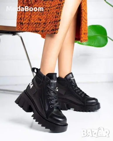 Dolce & Gabbana дамски боти 