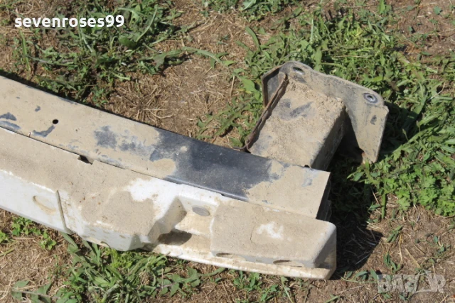 Основа задна броня трегер Мазда 3 2008 2.3i 158hp Mazda 3 седан, снимка 3 - Части - 50659821