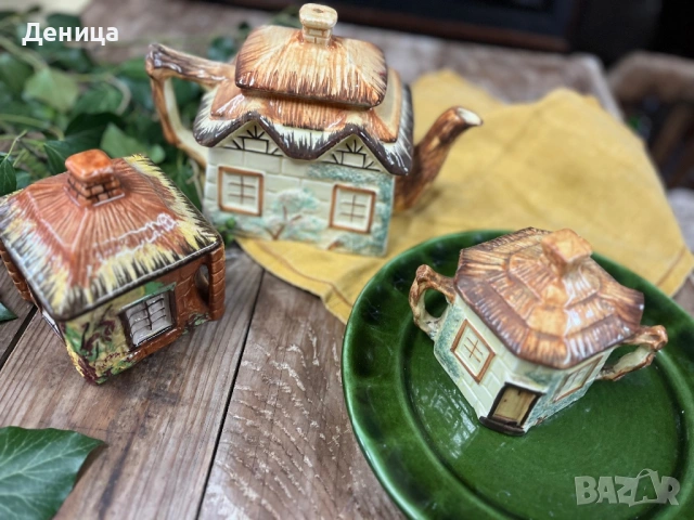 Страхотните английски къщички♥️  Чайник-23/ 15 см с чучур и дръжка Кафява захарница-10.5/8.5 см Жълт