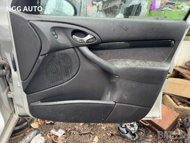 Предна Дясна Врата (Пасажерска) за Форд Фокус 1, Ford Focus 1, снимка 5 - Части - 48302655