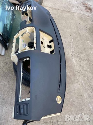 Арматурно табло със Аербег за Kia Carnival , снимка 3 - Части - 44448325