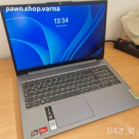 Лаптоп Lenovo IdeaPad Slim 3 15AMN8 – като нов!, снимка 2 - Лаптопи за работа - 53560307