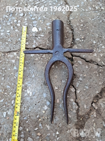 Стара Ръчно кована вила за цвекло, снимка 2 - Антикварни и старинни предмети - 51738460