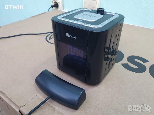 Проекционен Радиочасовник - Tevion с Радиосигнал и FM Радио ! , снимка 6 - Радиокасетофони, транзистори - 51684116