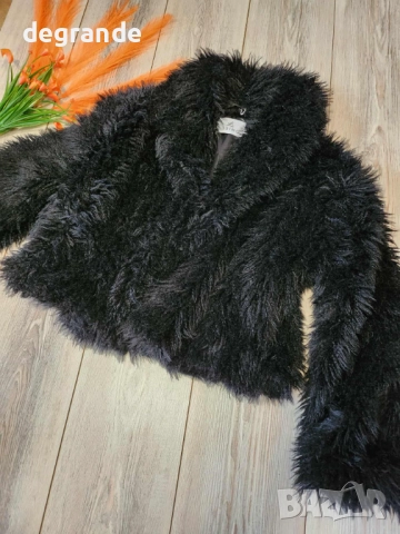 Дамско късо яке