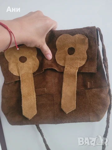 Арт чанта от естествен велур