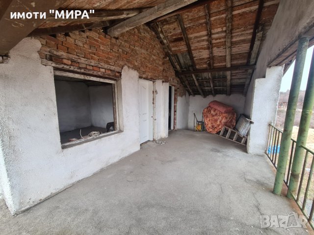 ВИЛА с ДВОРНО МЯСТО в. з. Кенана, град Хасково, снимка 2 - Къщи - 39374632