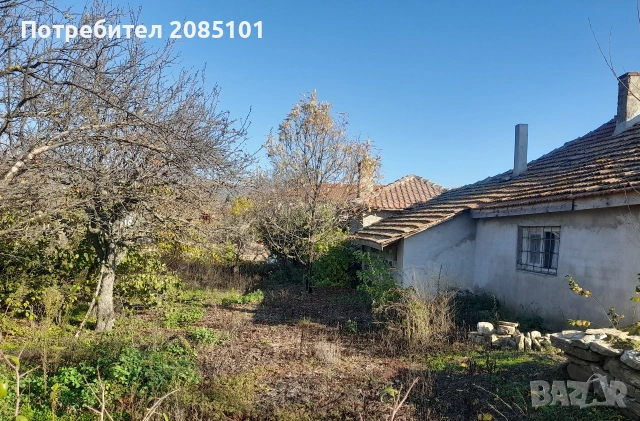 Продавам къща с двор, снимка 7 - Къщи - 36522393