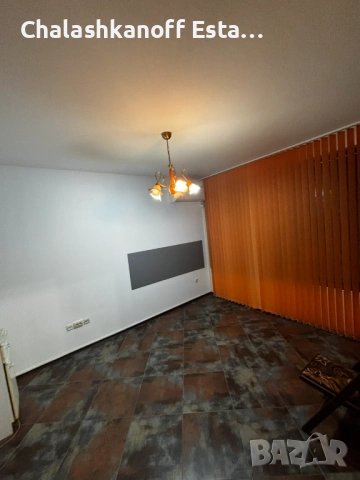 ЛУКСОЗЕН ПРЕДСТАВИТЕЛЕН ОФИС с 5 кабинета и паркомясто – Готов за бизнес!, снимка 2 - Апартаменти - 53837614