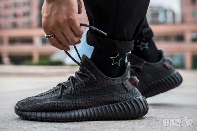 adidas Yeezy Boost 350 V2 номер 40 оригинални маратонки , снимка 4 - Маратонки - 53699732