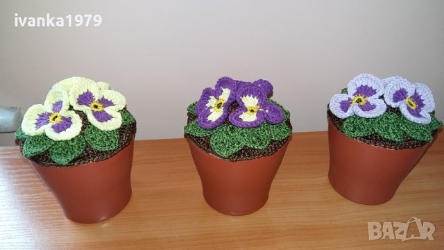 Плетени теменужки , снимка 7 - Изкуствени цветя - 42001890