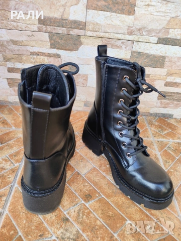 Черни боти, снимка 2 - Дамски боти - 53200662