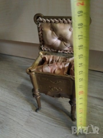 стара метална кутия за бижута арт деко, снимка 3 - Други ценни предмети - 40534836