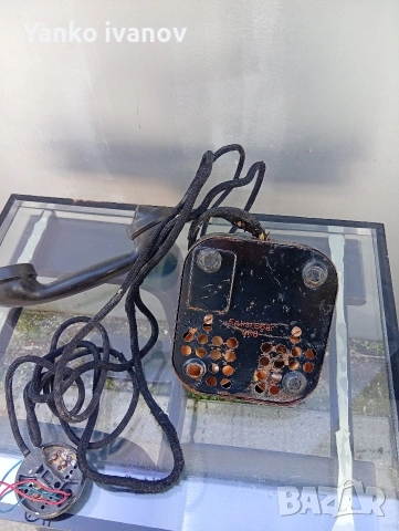 Ретро телефон с шаиба, снимка 4 - Антикварни и старинни предмети - 53681624