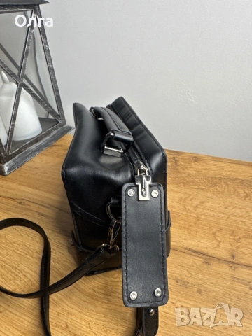 чантата е нова, снимка 3 - Чанти - 53771195