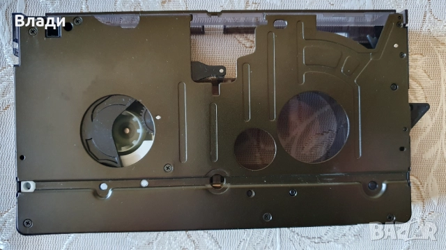 Касета адаптор S-VHS Panasonic , снимка 5 - Плейъри, домашно кино, прожектори - 51800343
