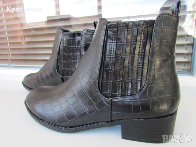 Дамски боти Wallis, снимка 10 - Дамски боти - 51736397