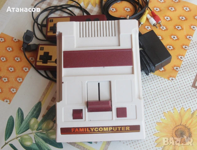 Family computer конзола - Нинтендо 8 бита, снимка 4 - Nintendo конзоли - 50513189