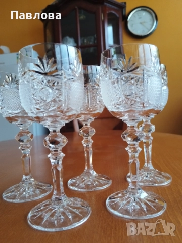 Кристален сервиз за вино, снимка 4 - Сервизи - 52386582