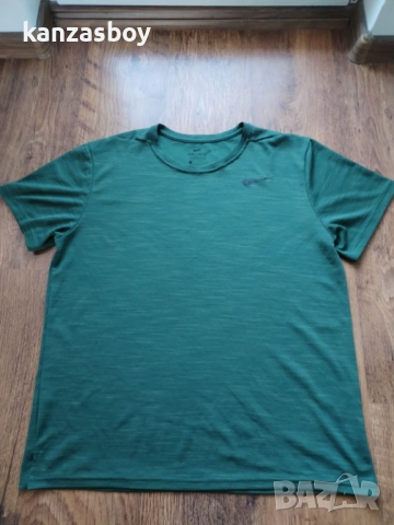 nike dri fit - страхотна мъжка тениска L , снимка 5 - Тениски - 53802539