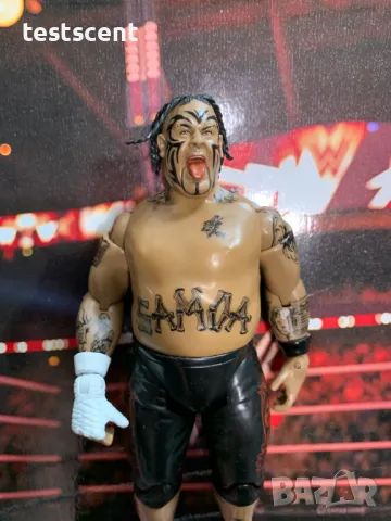 Екшън фигура WWE Umaga Умага Ruthless Aggression Basic Series Умага Самоа Samoa jakks 2005 , снимка 2 - Колекции - 49511935