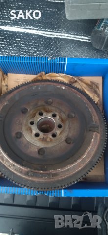 Демпферен маховик audi a4b6 1,8t, снимка 2 - Автомобили и джипове - 38885170