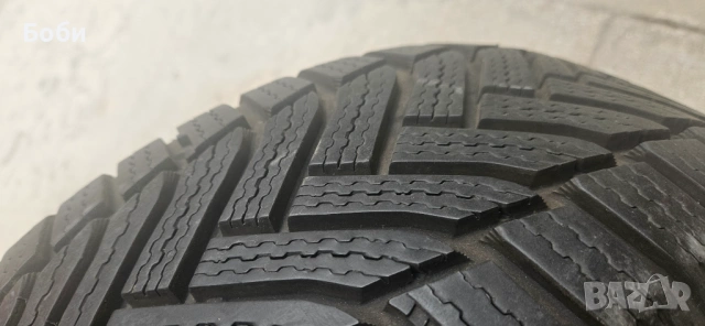 Зимна гума Michelin, снимка 3 - Гуми и джанти - 53167221