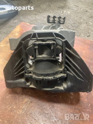 Renault clio 4 2015година 1.5dci Тампон двигател, снимка 5 - Части - 40916301