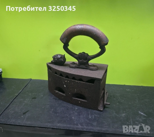 Стара ютия на жар , снимка 4 - Антикварни и старинни предмети - 52505736