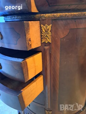 френски бароков комод, снимка 10 - Антикварни и старинни предмети - 49566860