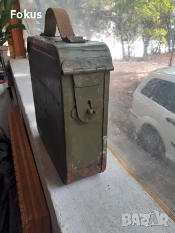Стара военна кутия за патрони, снимка 2 - Антикварни и старинни предмети - 42079927
