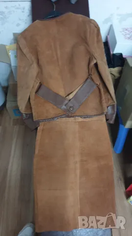 Елегантен дамски кожен костюм от естествена кожа Размер S (36-38), снимка 9 - Якета - 47671539