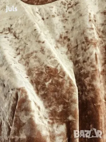 Bershka, L размер, кадифена с къс ръкав, снимка 6 - Тениски - 48921986