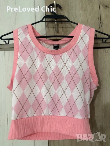 Къс пуловер 