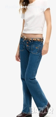 Актуален модел дънки Super Dry L, снимка 2 - Дънки - 53165845