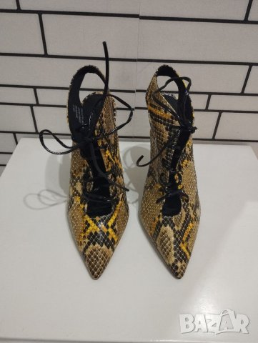 Змийски жълто-черни елегантни обувки , снимка 6 - Дамски елегантни обувки - 40309138