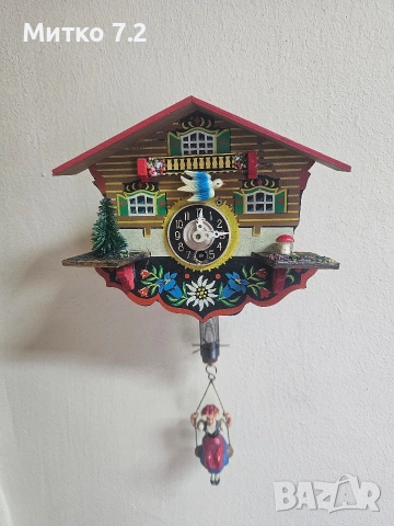 Стенен часовник тиролка, снимка 4 - Антикварни и старинни предмети - 53200199