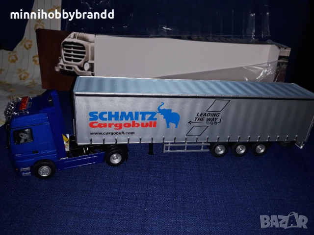 Mercedes Benz 1844 1.43 Scale top model