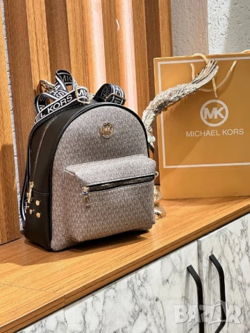 раници louis vuitton michael kors , снимка 2 - Раници - 51392479