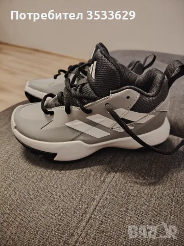 Маратонки adidas