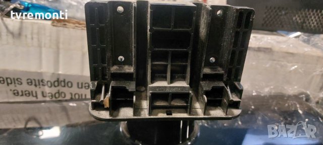 Оригинална стойка  MJH618815​ за, телевизор LG модел 32LM3400, снимка 2 - Стойки, 3D очила, аксесоари - 42696243